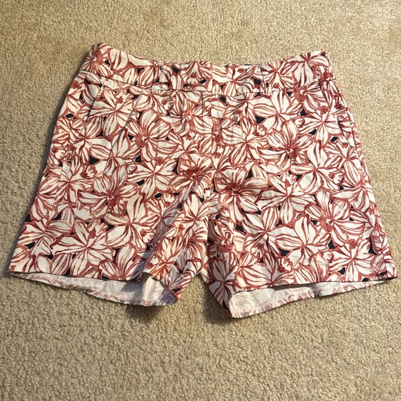 Ann Taylor floral shorts 2 - Picture 1 of 4